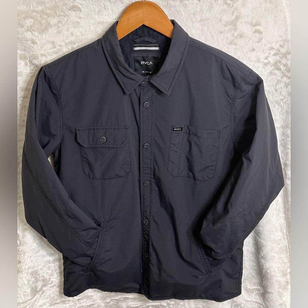 RVCA Men’s quilted jacket.